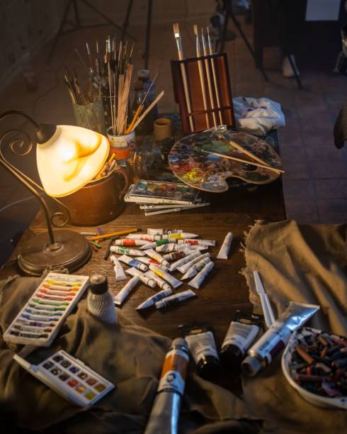 Table of an old pain