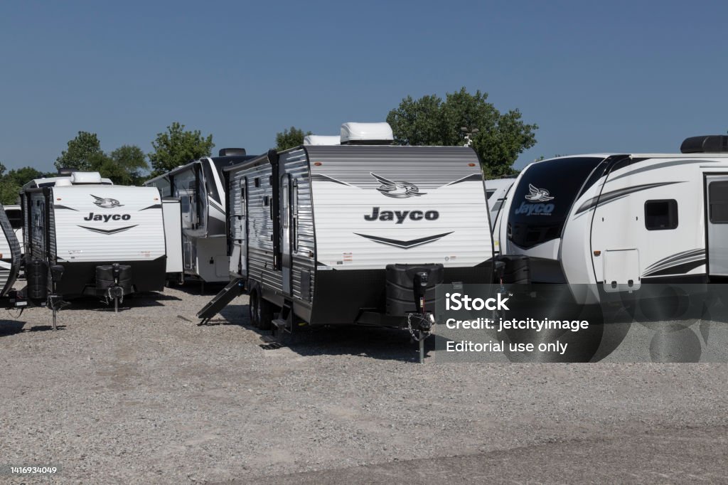Jay Flight travel trailer RV by Jayco. Jayco is part of Thor Industries and builds recreational vehicles, motorhomes and fifth wheels. Cincinnati - Circa July 2022: Jay Flight travel trailer RV by Jayco. Jayco is part of Thor Industries and builds recreational vehicles, motorhomes and fifth wheels. Adventure Stock Photo