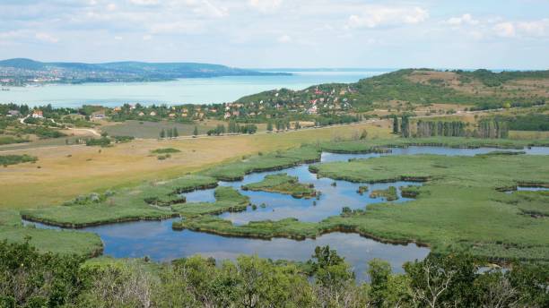istock The inner lake of Tihany 1417013336