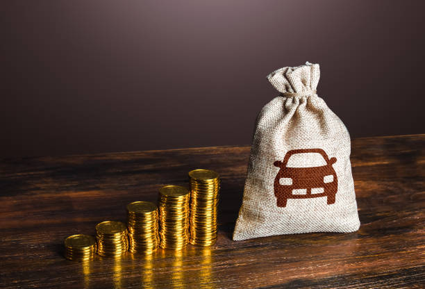 Raising money to buy a new car. Plan your purchase. Electric vehicle support subsidies. Rising prices, maintenance and insurance services. Rent. Vehicle tax. Increase in excise taxes on fuel. Raising money to buy a new car. Plan your purchase. Electric vehicle support subsidies. Rising prices, maintenance and insurance services. Rent. Vehicle tax. Increase in excise taxes on fuel. vehicles Insurance cost stock pictures, royalty-free photos & images