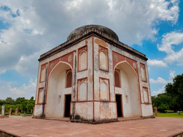 istock Sundarwala Burj Delhi 1417267269