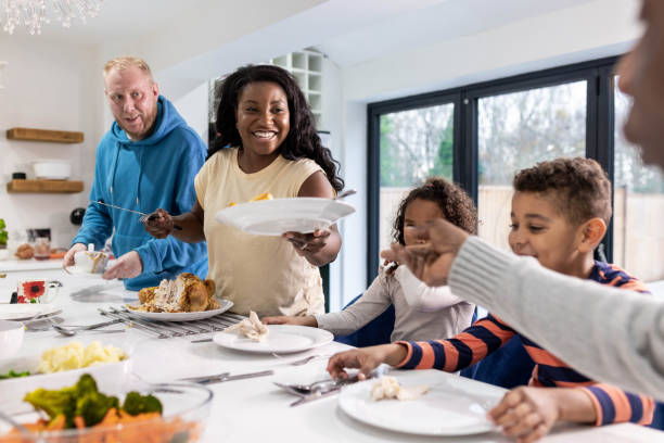 istock Handing Over freshly Prepared Food 1417268109