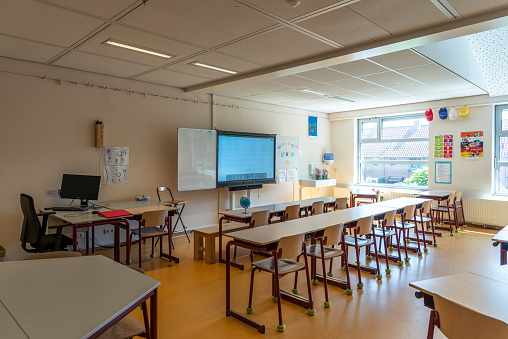 Empty classroom, before the lessons start.