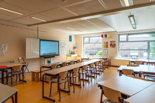 Empty classroom, before the lessons start.