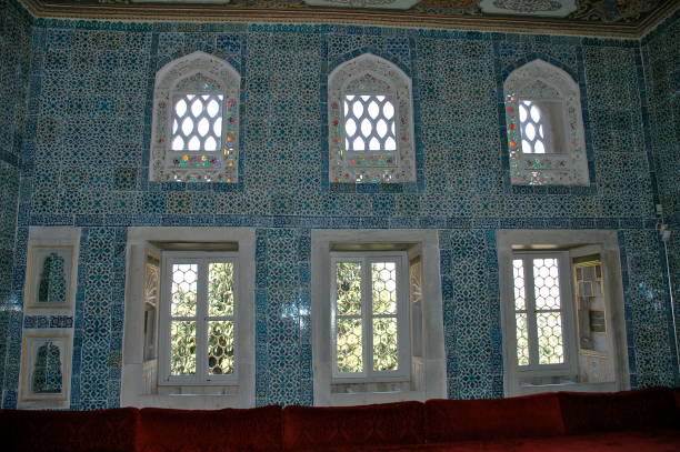istock Facade of a palace on the Bosphorus 1417381197