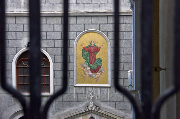 istock Santa Maria Church, Istanbul 1417413377