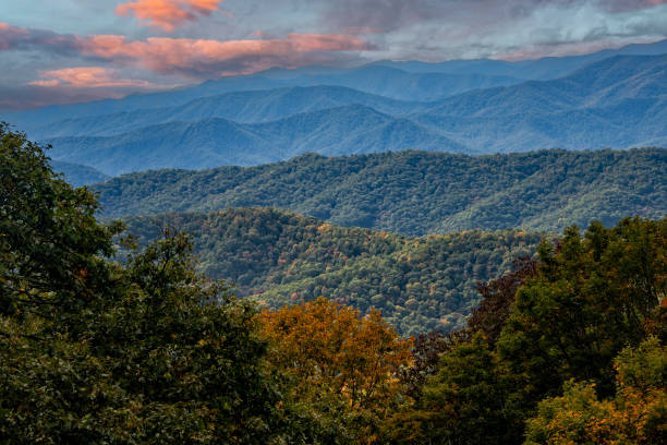istock Blue Ridge Mountain Range in North Carolina 1417418013