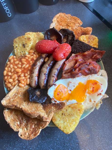istock Traditional Full English Breakfast 1417615619