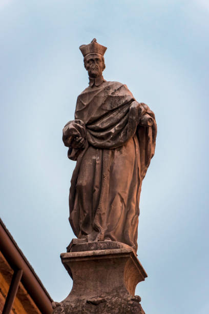 istock Italian statue in Verona, Italy 1417823458