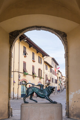 Under the Porta di San Lorentino in Arezzo, in 1999 has been placed a copy of the famous Chimera of Arezzo (Etruscan bronze preserved in the National Archaeological Museum of Florence)