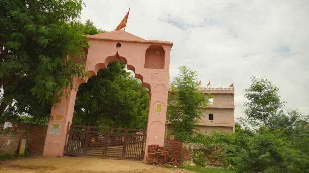 istock way to salvation gate in rajasthan 1417863185
