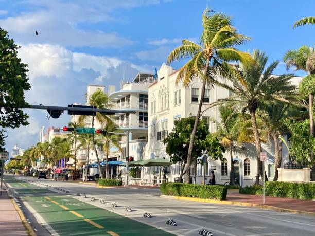 istock USA - Miami - Miami beach - ocean drive 1417881954