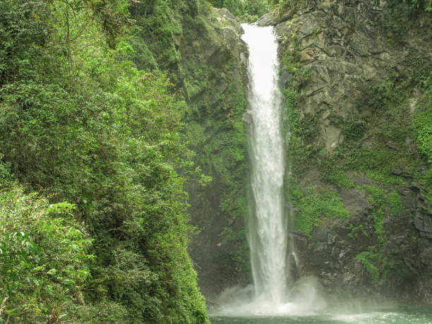 istock View of Tappiya Falls 1417894559