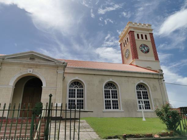 iglesia anglicana de san jorge, st. george's, granada - hurricane ivan fotografías e imágenes de stock