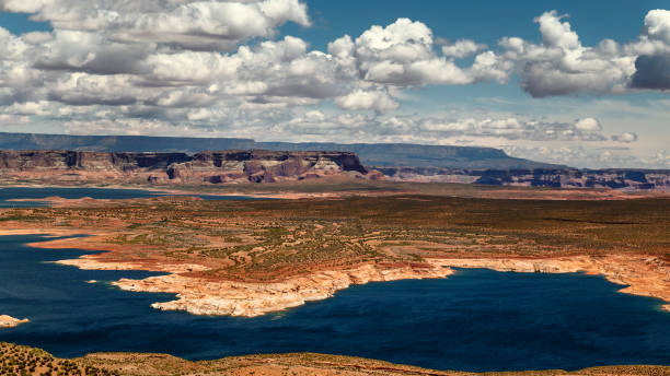 istock lake Powell near page 1417996206
