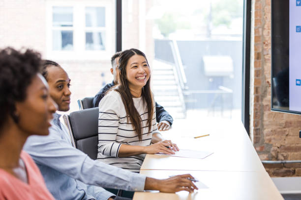 new employees attend a welcome event - ceo corporate business indoors lifestyles imagens e fotografias de stock