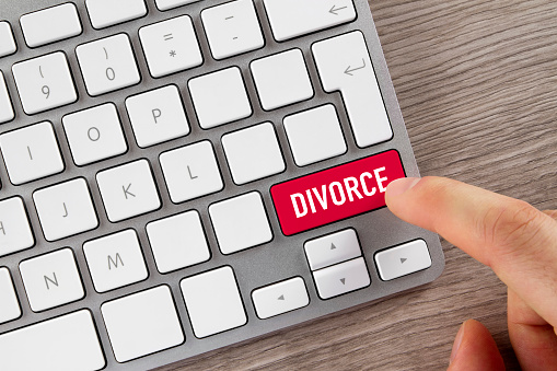 Divorce button on computer keyboard