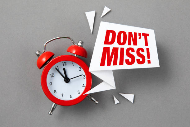 istock Don't Miss Message with Alarm Clock 1418046108