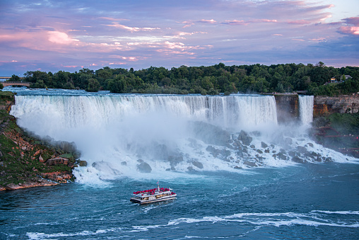 A view of Niagara Falls from Ontario