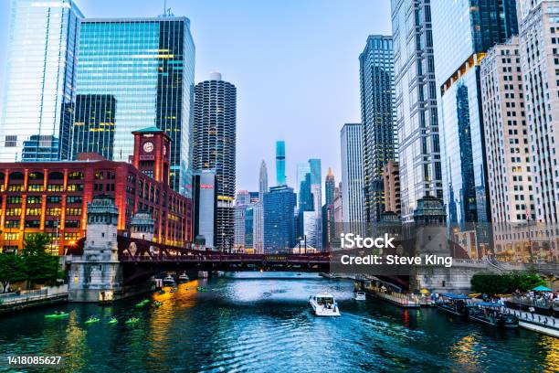 St Regis Chicago Stock Photo - Download Image Now - Chicago - Illinois, Urban Skyline, Illinois