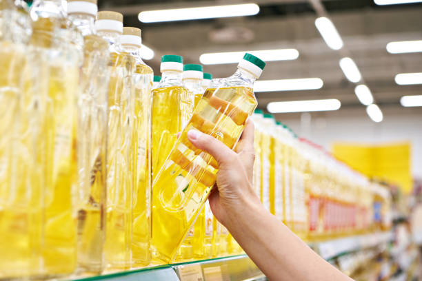 istock Sunflower oil in store 1418133882