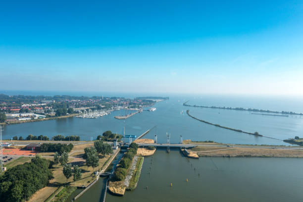 istock Sluices at Enkhuizen 1418151690