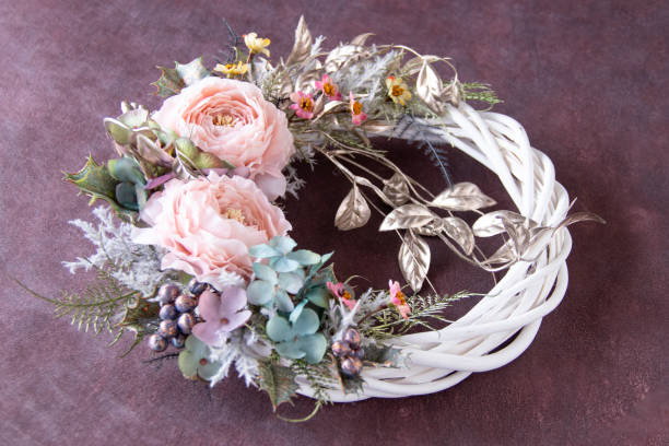 istock Pink Ranunculus and hydrangea and Champagne gold leaves wreath 1418224952
