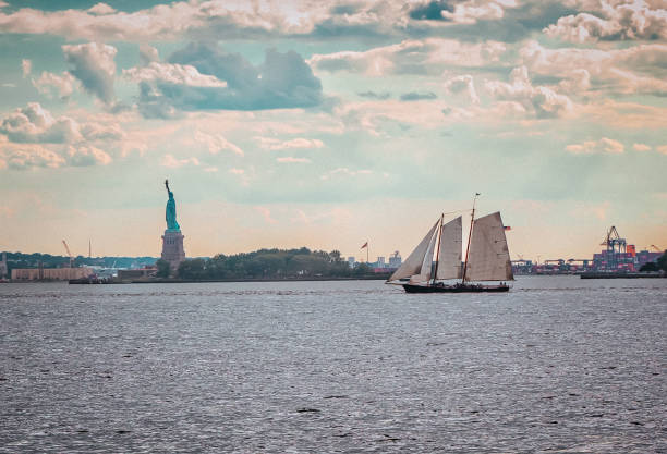 istock Sailing in the Hudson River 1418316819