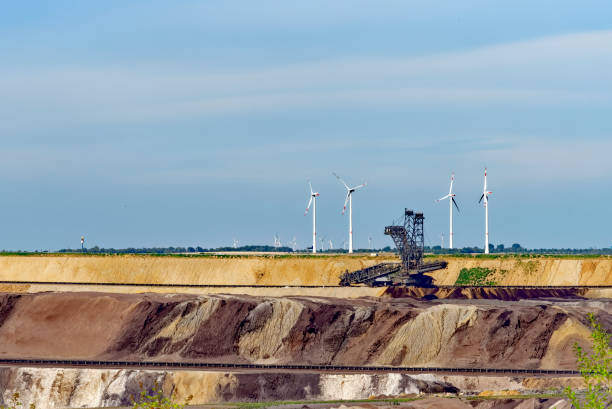Picture of coat mine Hambach showing old and new energies