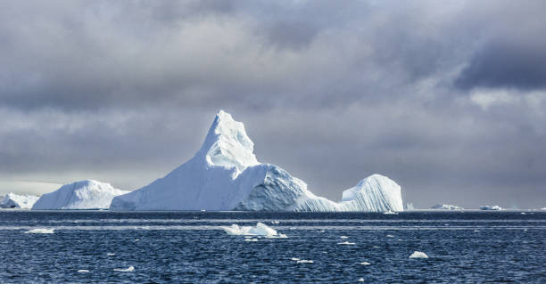 istock Statuesque Iceberg Floating in the Antarctic Sea 1418493395