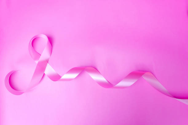 cinta de concientización sobre el cáncer de mama, cinta rosa - breast cancer awareness fotografías e imágenes de stock