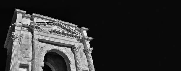 istock Ancient Arco dei Gavi attic in Verona (Black and White with copy space) 1418740392