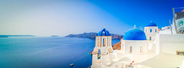 istock Oia, traditional greek village 1418792573