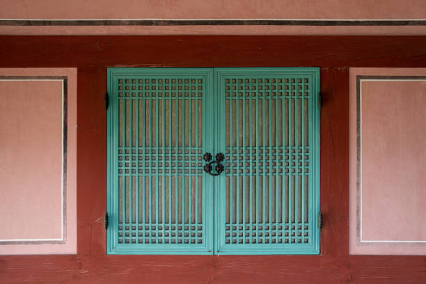 istock Korean traditional architectural style 1418814856