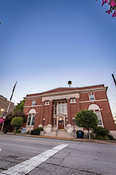 istock Public services building in downtown Versailles, KY 1418826072