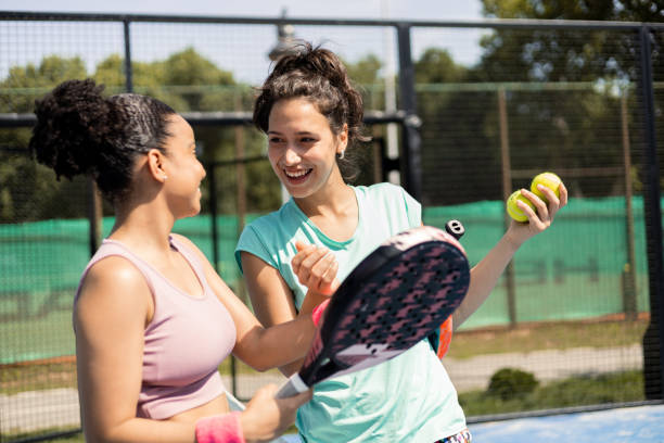 istock Two friends playing padel 1418835863