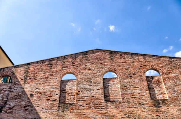 istock Scenery along the canals in Murano Italy 1418850629