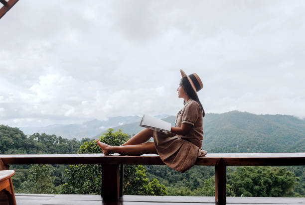 istock tourist woman 1418918519