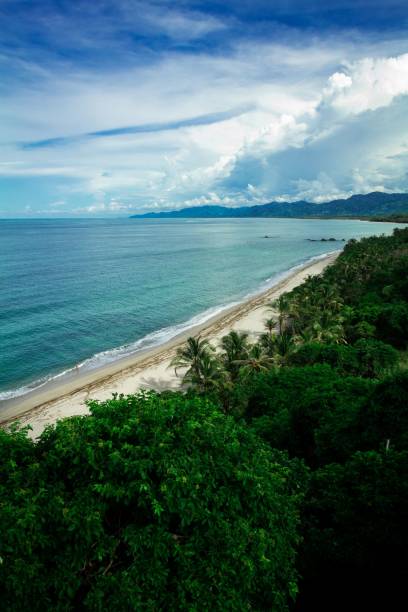 istock Beautiful shot of a tropical beach 1418980574