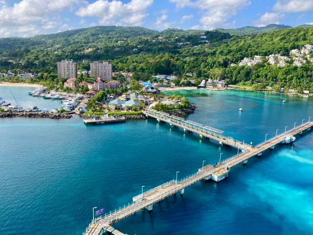 giamaica - ocho rios - panorama - jamaica foto e immagini stock