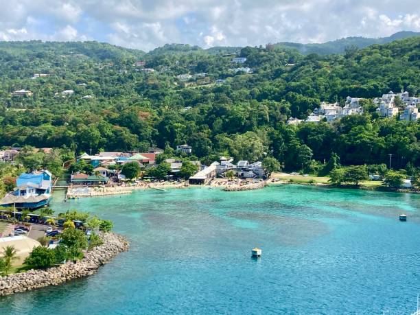 istock Jamaica- eight rivers - sea 1419010083