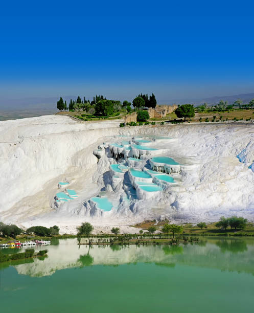 pamukkale; hierapolis; denizli; wakacje; turcja; wakacje w turcji; region morza śródziemnego; - hierapolis zdjęcia i obrazy z banku zdjęć