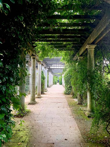 istock Hampstead Pergola and Hill Gardens, London 1419068709