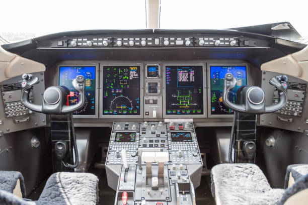 внутри кабины бизнес-джета - vehicle interior corporate jet jet private airplane стоковые фото и изображения