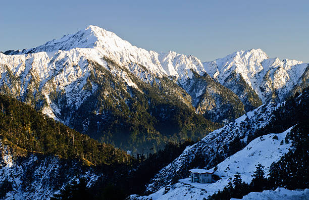 istock snow peak scenery with tranquil shelter house 141912830