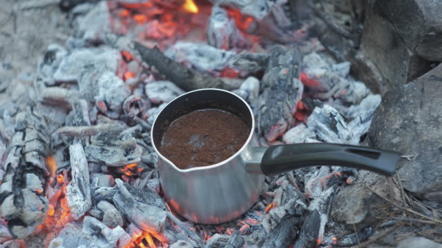 Cooking coffee on the coals