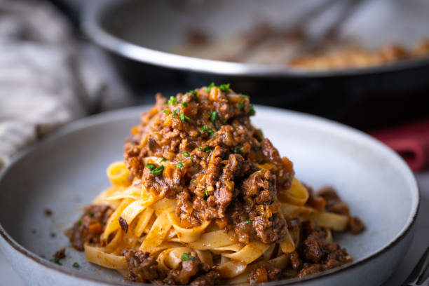 Talharim com Ragu de Carne Cremoso: Abraço no Frio - receita deliciosa profissional - passo 1