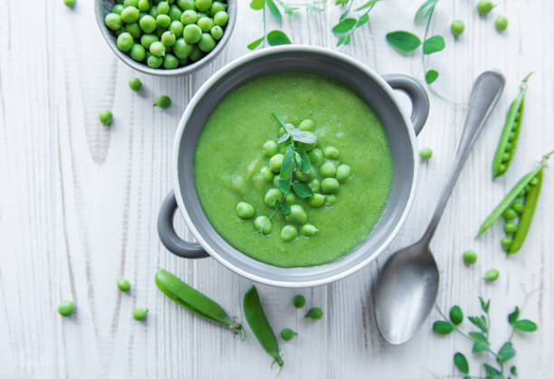 istock Fresh vegetable soup made of green peas 1419243453