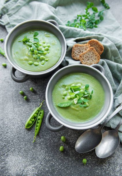 istock Fresh vegetable soup made of green peas 1419243469