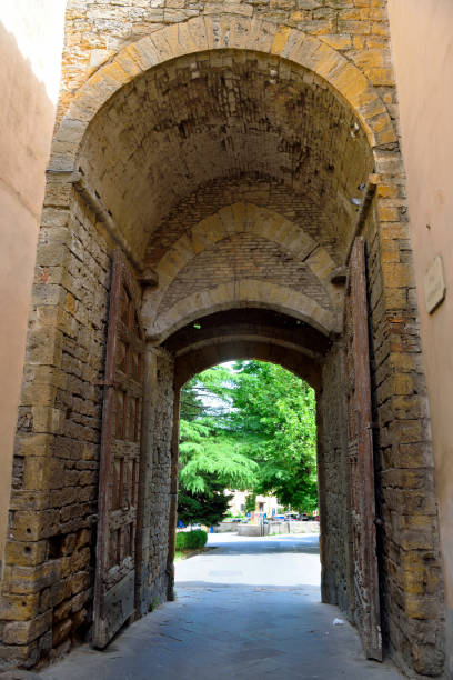 istock volterra tuscany italy 1419310747